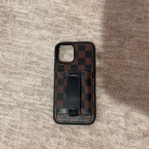 Walli Checkered wallet Phone Case with Stand